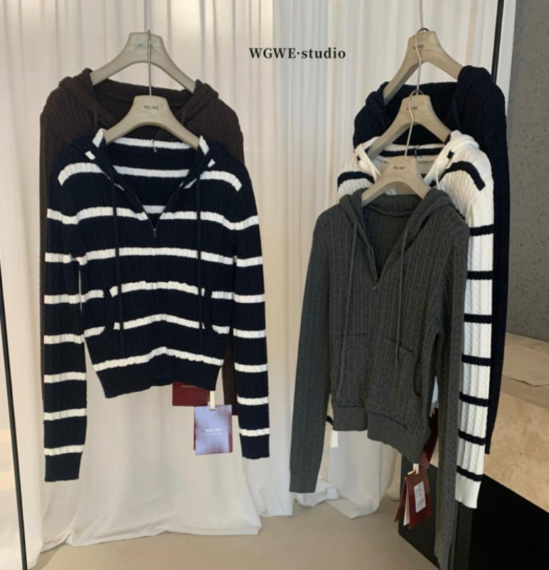 Cable-Knit Zip-Up Hoodie